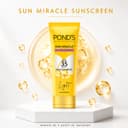 POND’S SUN MIRACLE SPF 35 PA+++ LIGHT SUNSCREEN - PROTECT & BRIGHT, WITH NIACINAMIDE 50G – image 2